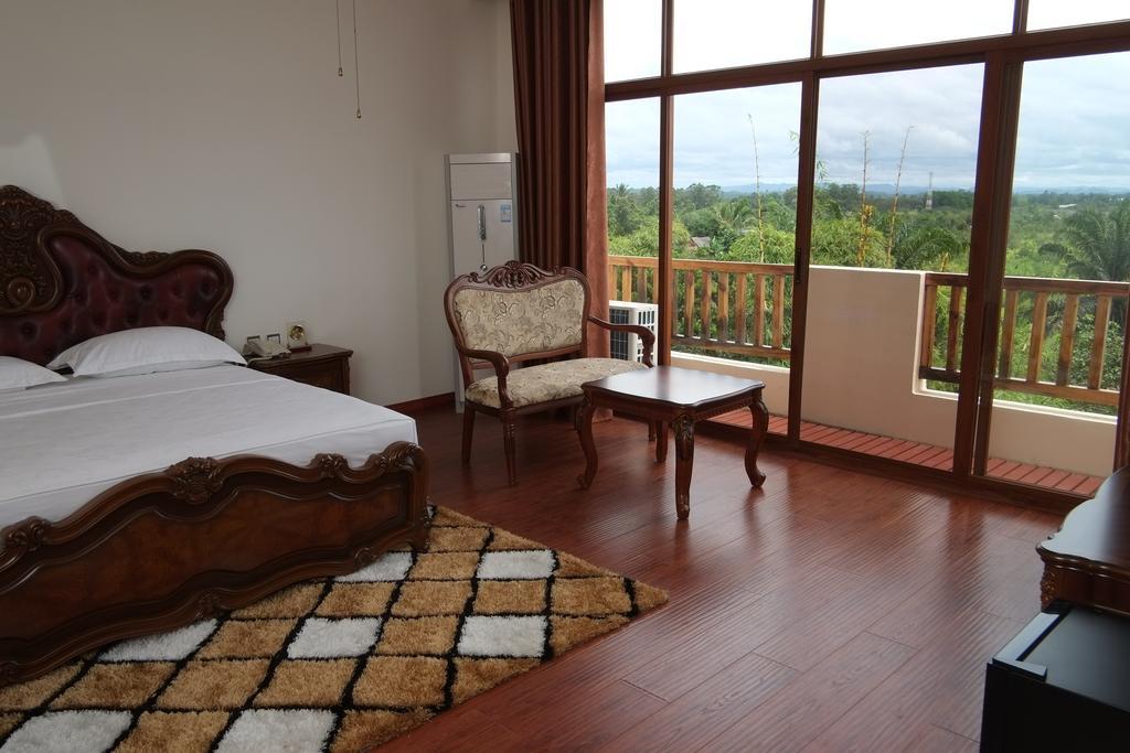 Victoria Beach Hotel Toamasina Room photo