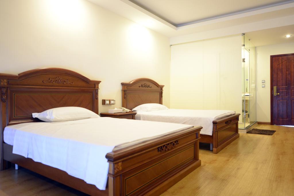 Victoria Beach Hotel Toamasina Exterior photo